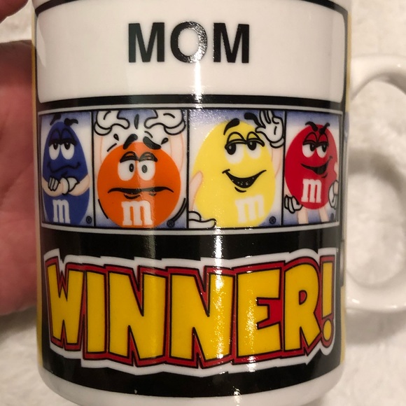 🤩LAS VEGAS MOM “WINNER” COFFEE MUG - Picture 5 of 8